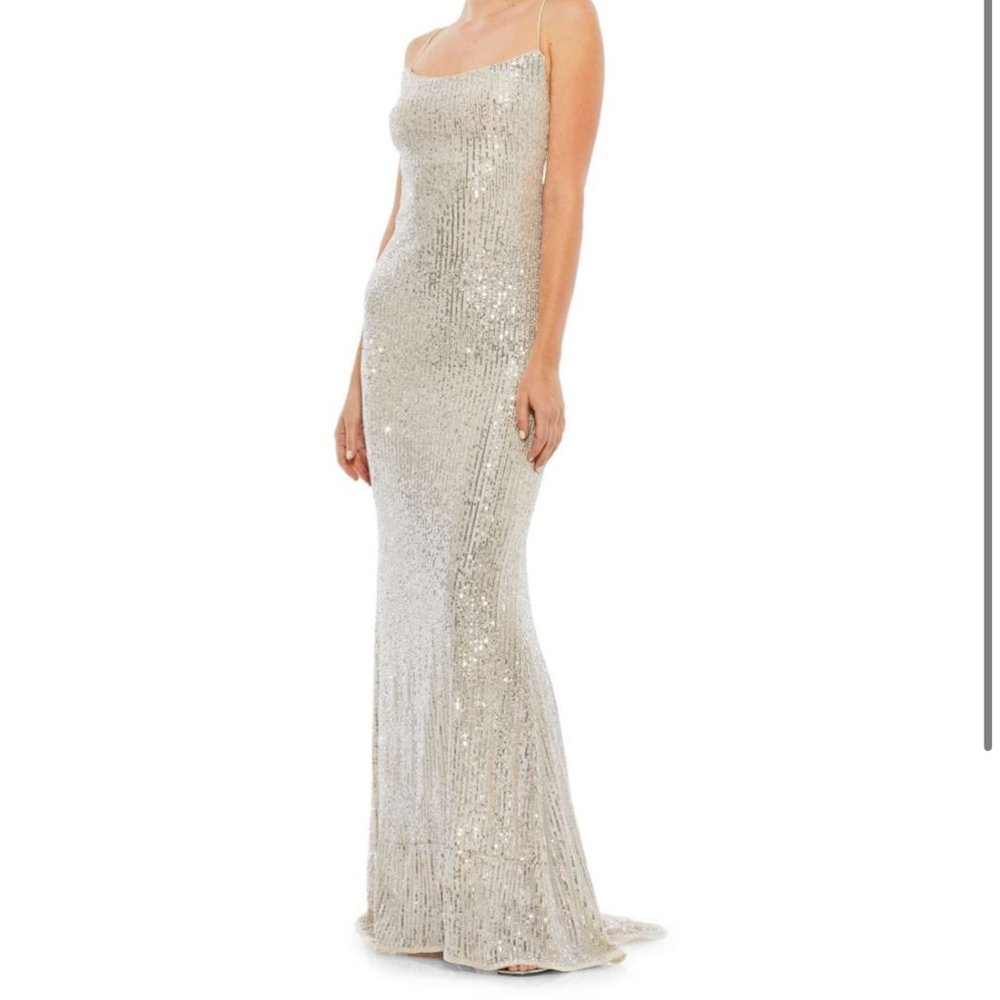 Mac Duggal Silver/Nude Sequin Lace Up Back Evening Formal Gown